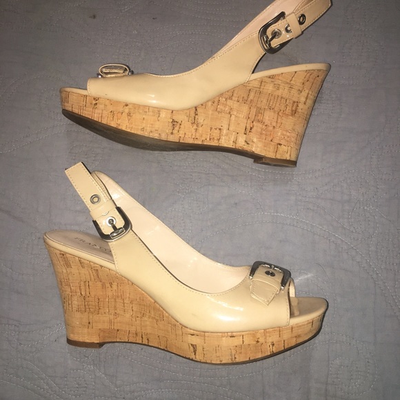 Franco Sarto Nude Wedge Heel Buckle Sandal  Sz 10 - Picture 5 of 9